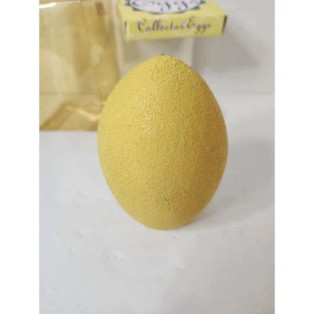 1993 Muffy Vanderbear Collection- Egg Painting Collector Egg